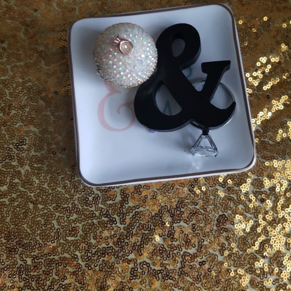 Put a ring on it - Picture 2 of 3